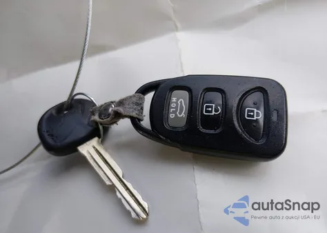 2019 Hyundai Elantra Se z USA, uszkodzony, nr VIN 5NPD74LF2KH494968